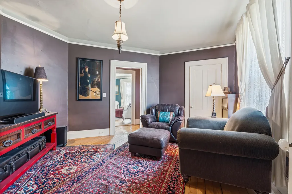 63 Federal Street Wiscasset ME 04578