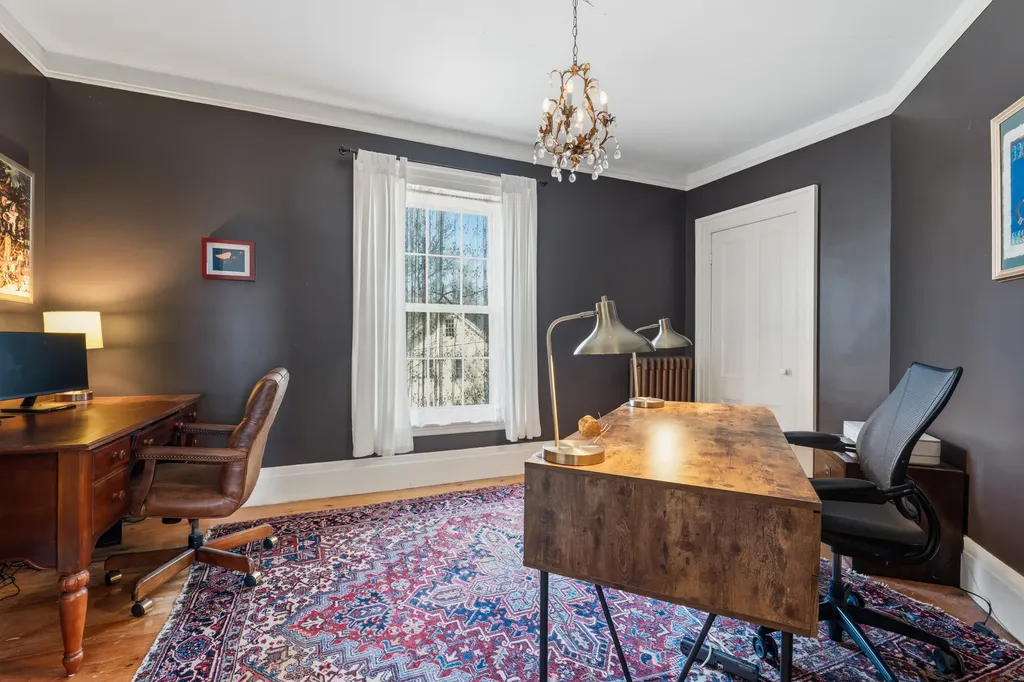 63 Federal Street Wiscasset ME 04578