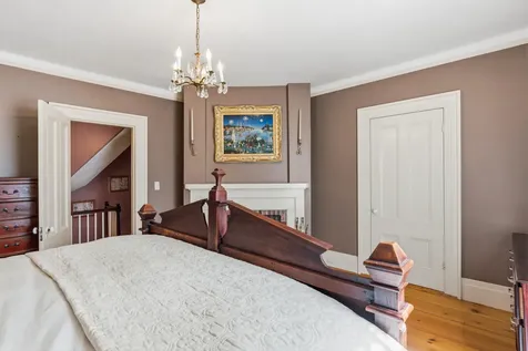 63 Federal Street Wiscasset ME 04578