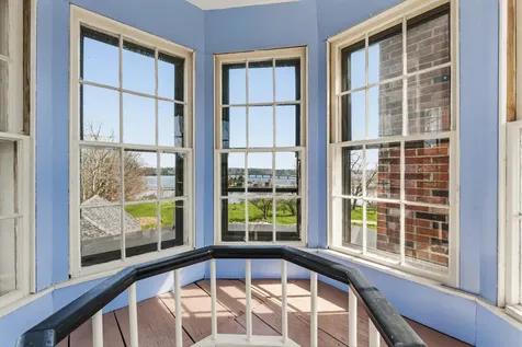 63 Federal Street Wiscasset ME 04578