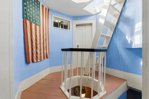 63 Federal Street Wiscasset ME 04578