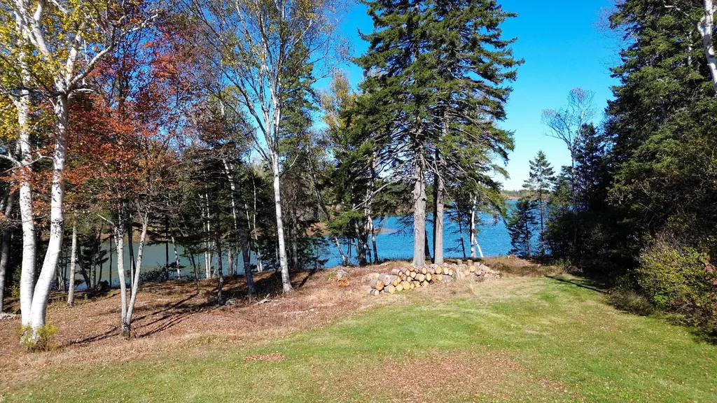 879 County Road Lubec ME 04652