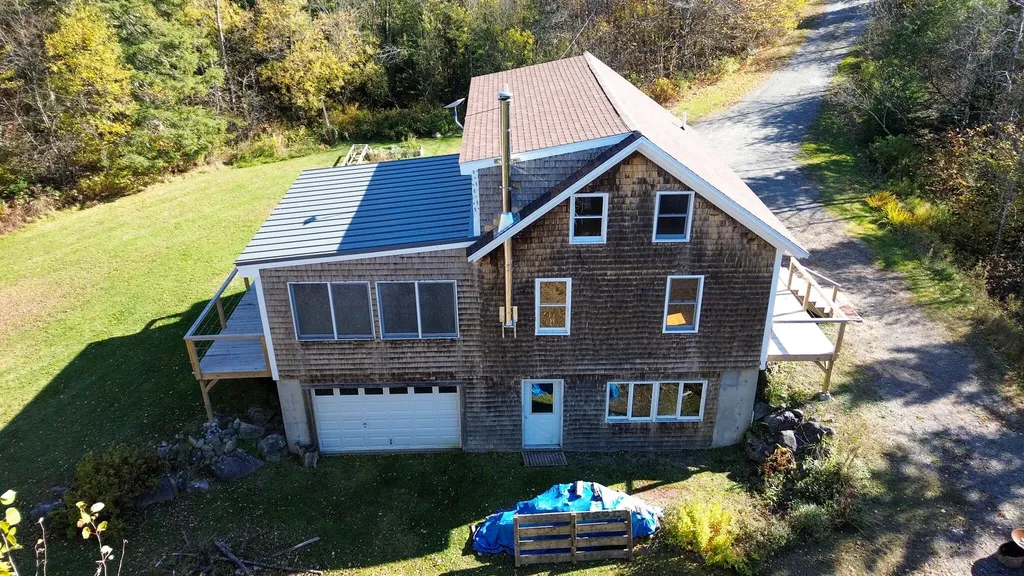 879 County Road Lubec ME 04652