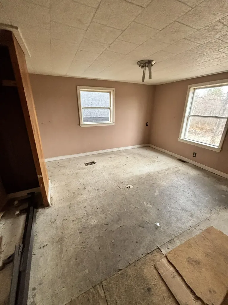 17, 19, 22 Highland Avenue Anson ME 04911