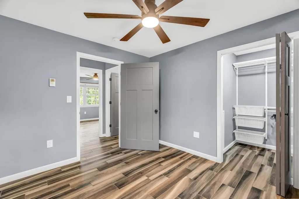 290 White Point Estates Road Lincoln ME 04457