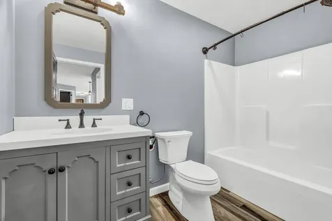290 White Point Estates Road Lincoln ME 04457