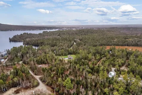 290 White Point Estates Road Lincoln ME 04457
