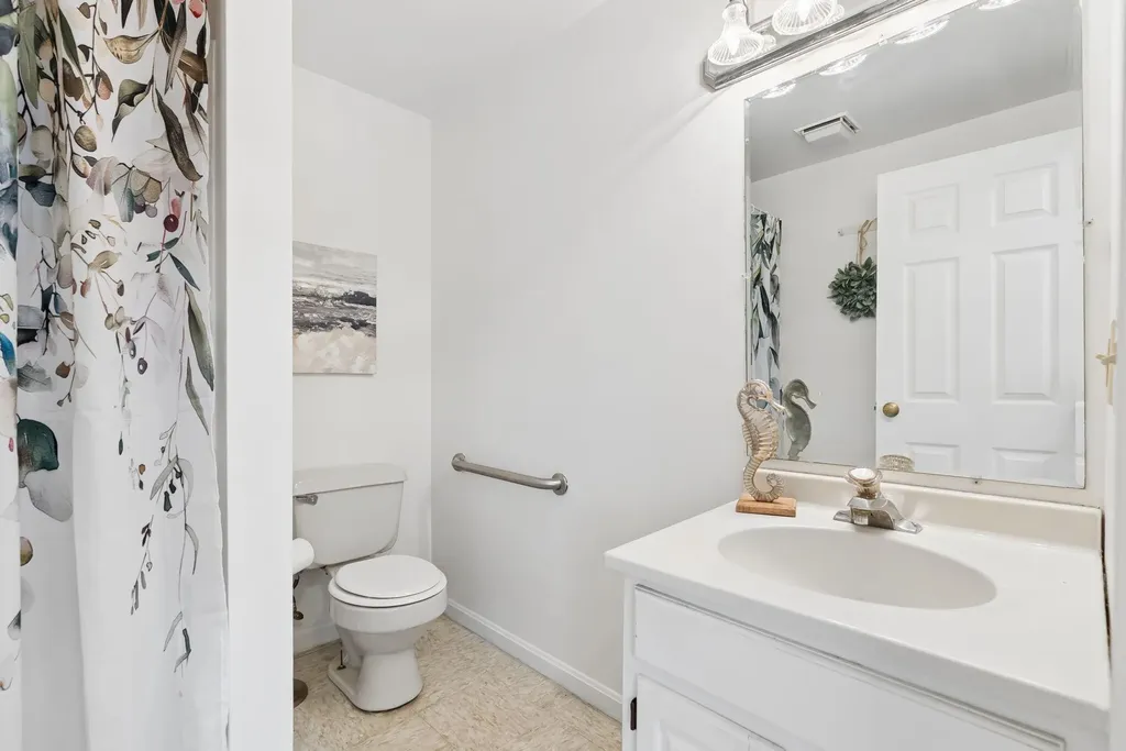 14 Devon Street Portland ME 04102