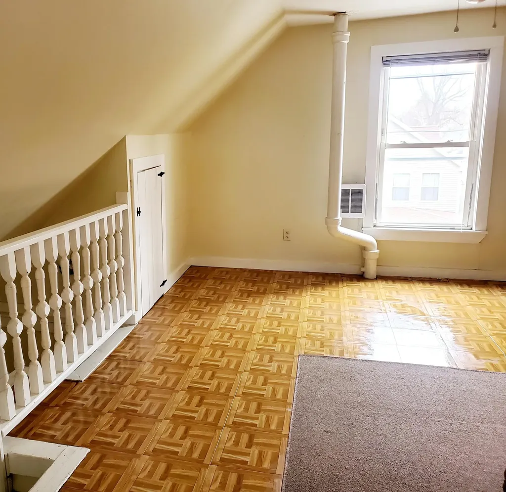 14 Devon Street Portland ME 04102