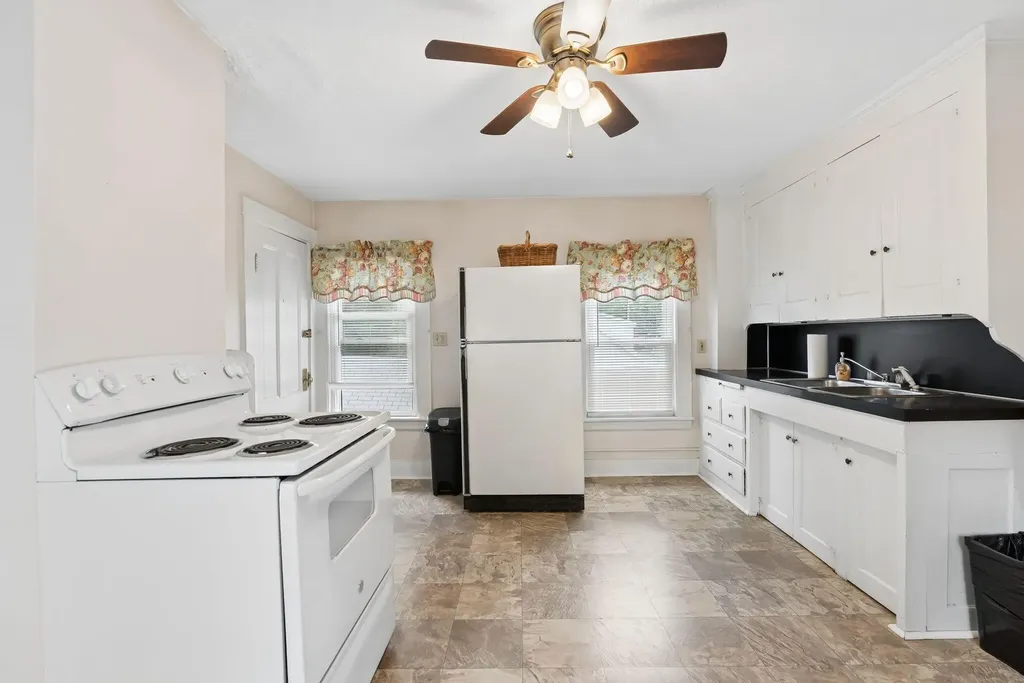 14 Devon Street Portland ME 04102