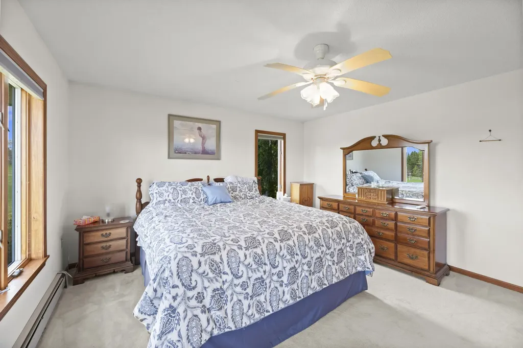 74 Comins Lane Eddington ME 04428
