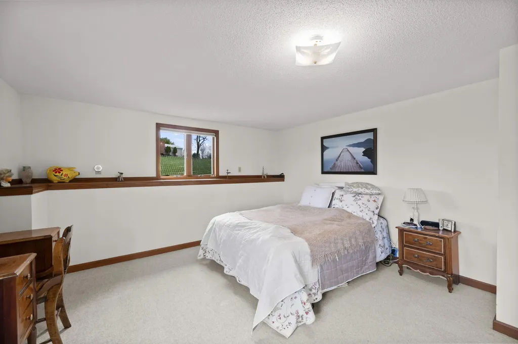 74 Comins Lane Eddington ME 04428