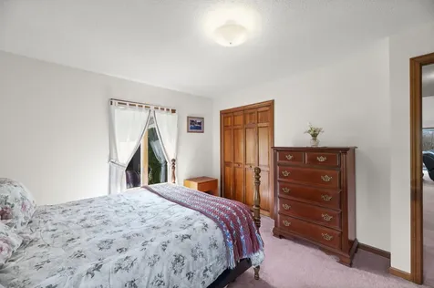 74 Comins Lane Eddington ME 04428
