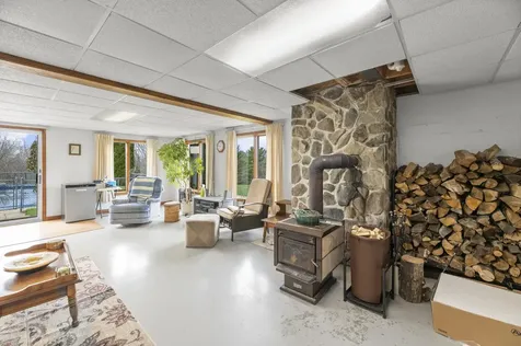 74 Comins Lane Eddington ME 04428