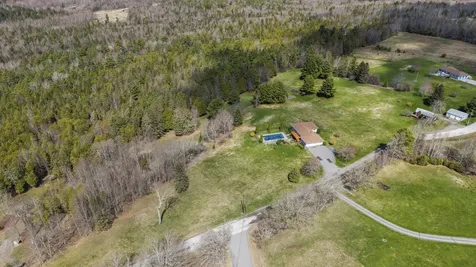 74 Comins Lane Eddington ME 04428