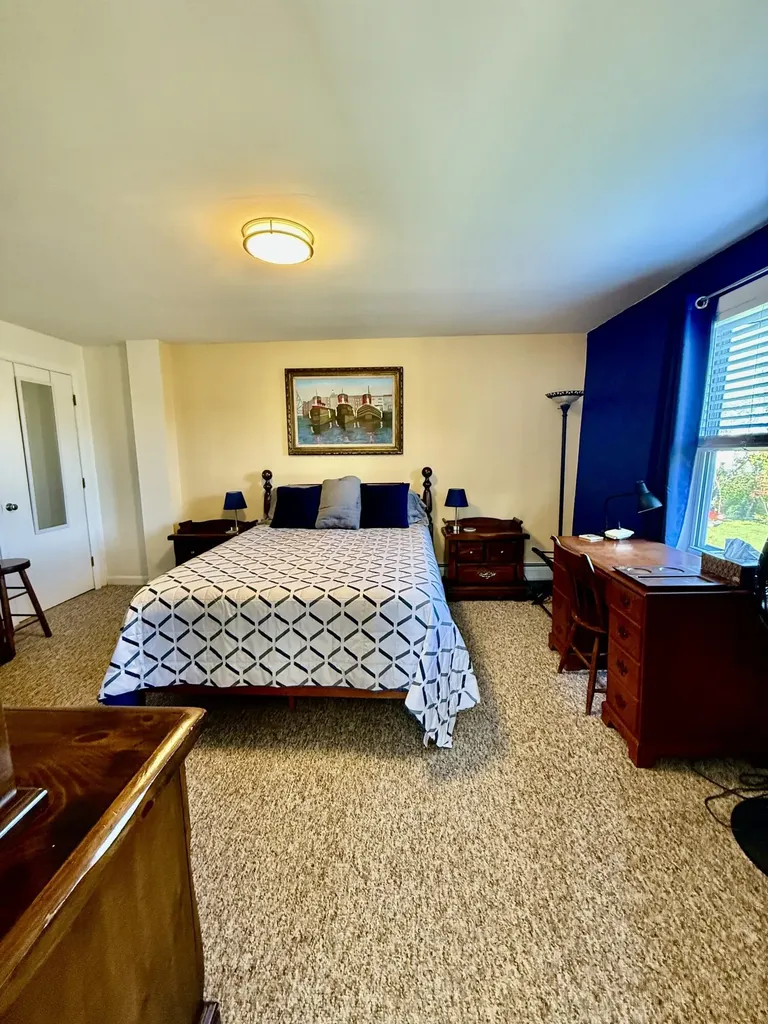 671 U.s. Route 1 Stockton Springs ME 04981