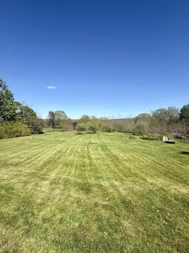 671 U.s. Route 1 Stockton Springs ME 04981