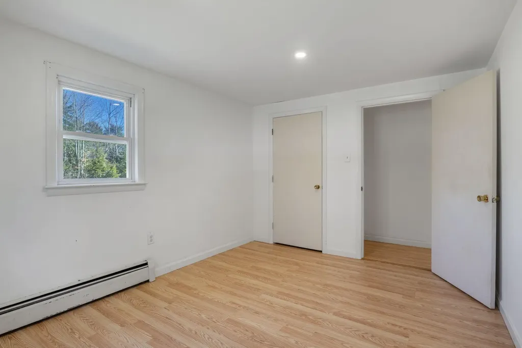 16 Mayall Road Gray ME 04039