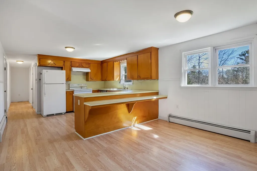 16 Mayall Road Gray ME 04039