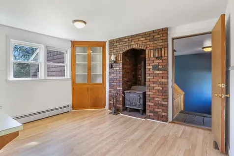 16 Mayall Road Gray ME 04039
