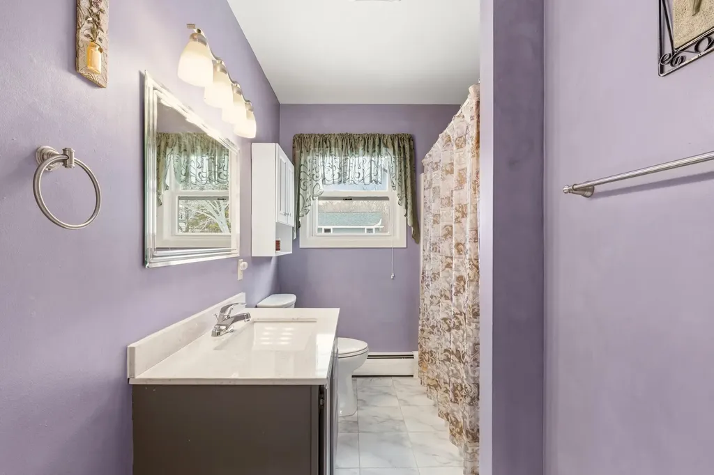 72 Louise Street Auburn ME 04210