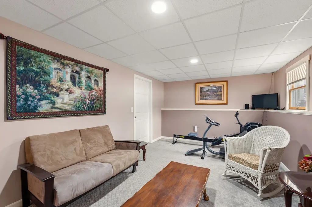 72 Louise Street Auburn ME 04210