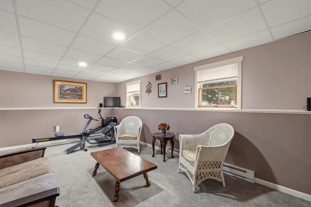 72 Louise Street Auburn ME 04210