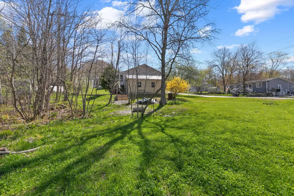72 Louise Street Auburn ME 04210