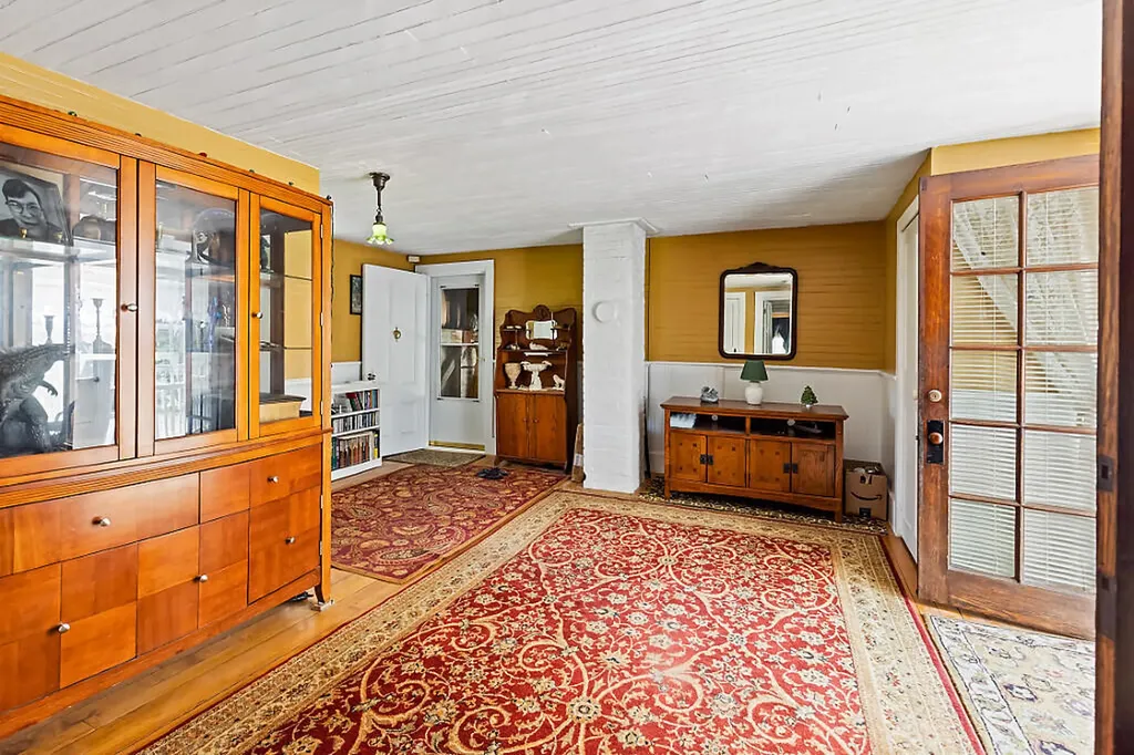 1023 Pond Road Sidney ME 04330