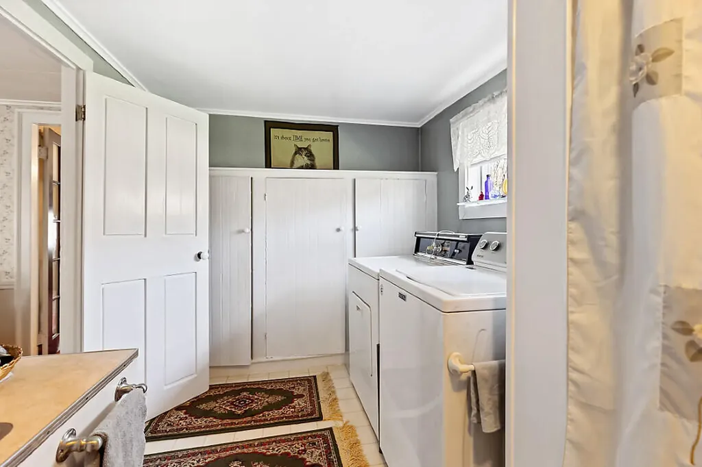 1023 Pond Road Sidney ME 04330