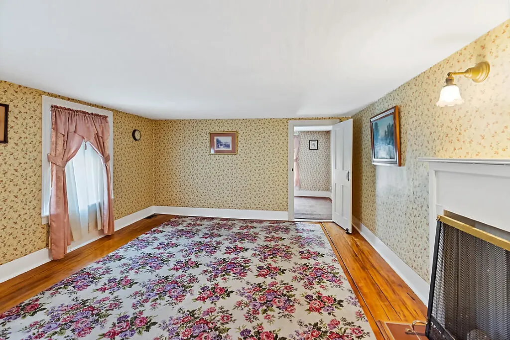 1023 Pond Road Sidney ME 04330
