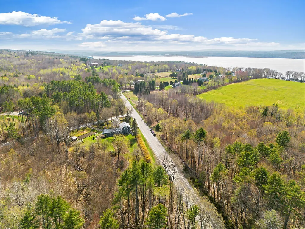 1023 Pond Road Sidney ME 04330