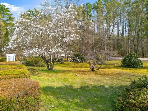 1023 Pond Road Sidney ME 04330