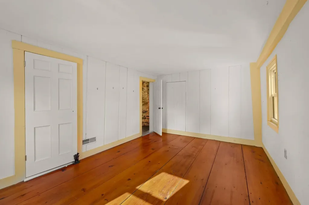 192 South Road Parsonsfield ME 04047