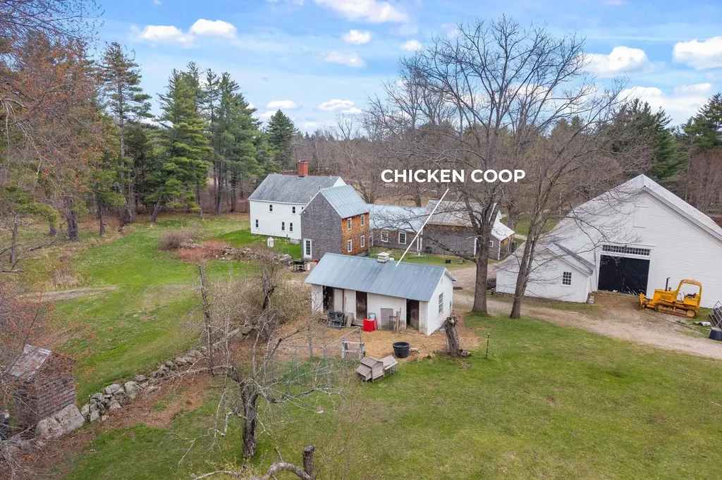 192 South Road Parsonsfield ME 04047