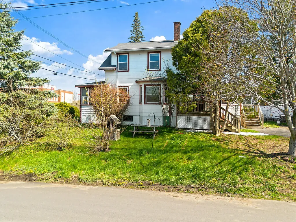 157 Riverside Drive Augusta ME 04330