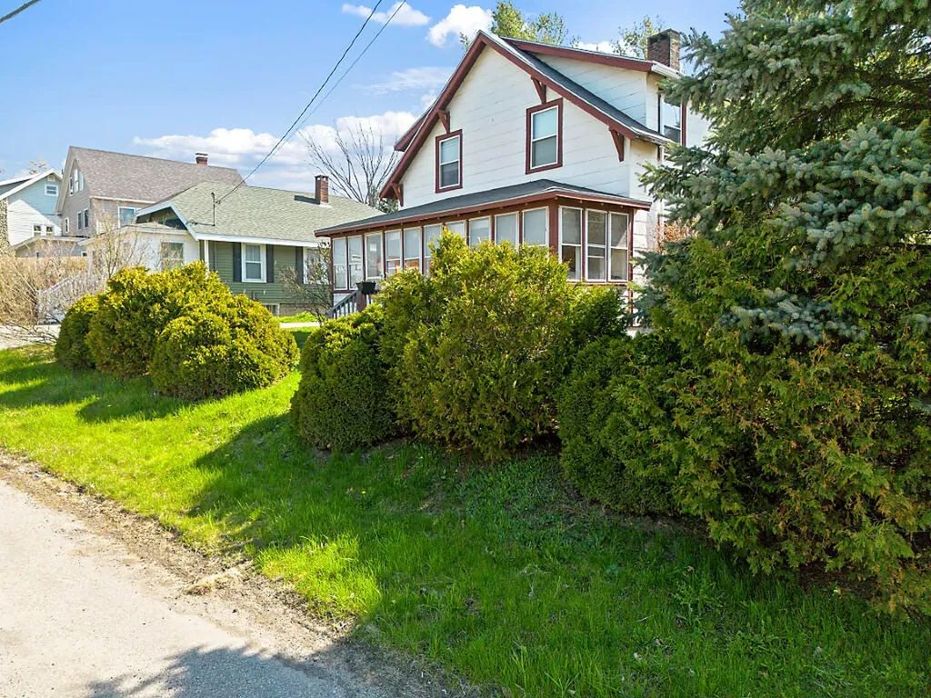 157 Riverside Drive Augusta ME 04330