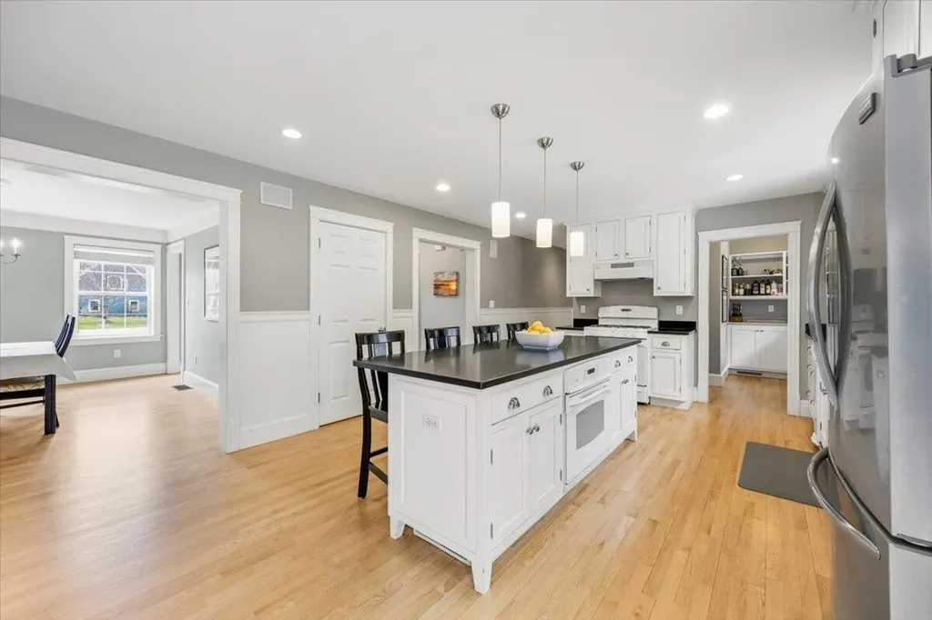 8 Elbridge Oliver Way Scarborough ME 04074