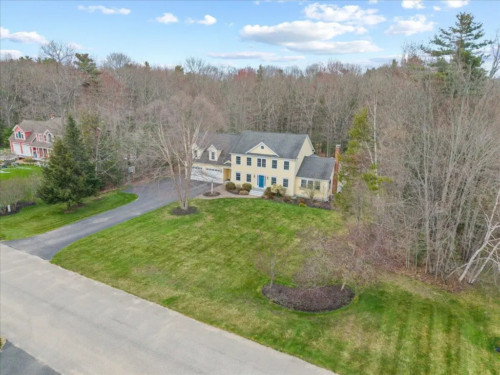 8 Elbridge Oliver Way Scarborough ME 04074