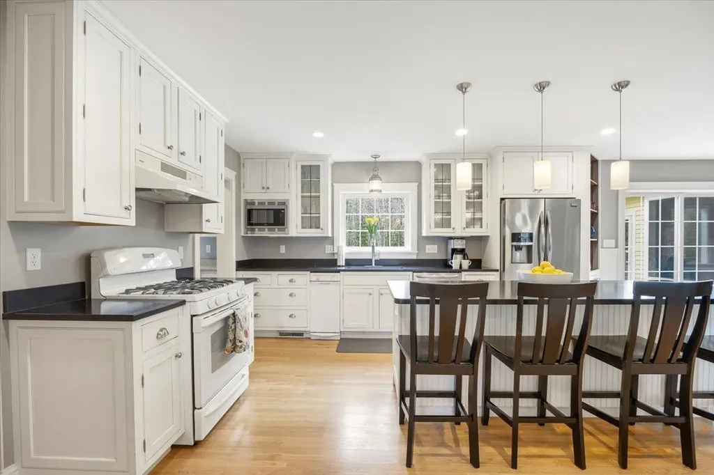 8 Elbridge Oliver Way Scarborough ME 04074
