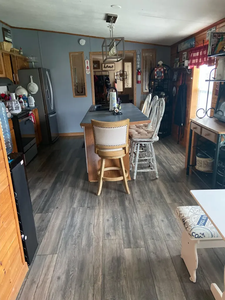 16 Averill Mobile Home Park Benton ME 04901
