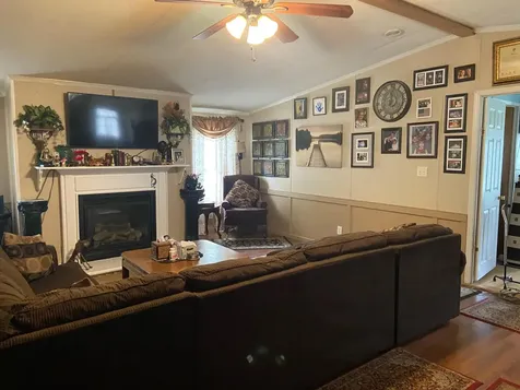 16 Averill Mobile Home Park Benton ME 04901