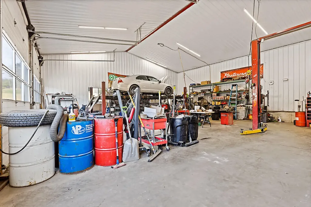 283 Hinckley Road Clinton ME 04927