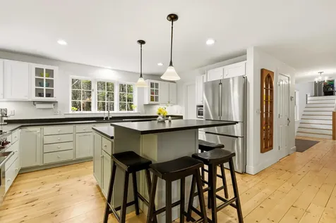 531 Ledge Road Yarmouth ME 04096