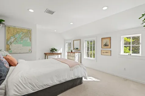 531 Ledge Road Yarmouth ME 04096