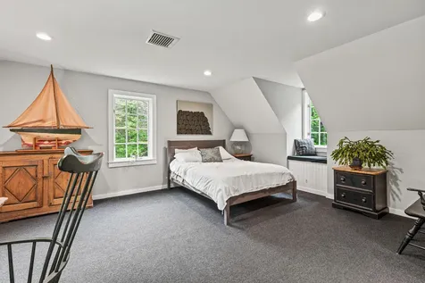 531 Ledge Road Yarmouth ME 04096
