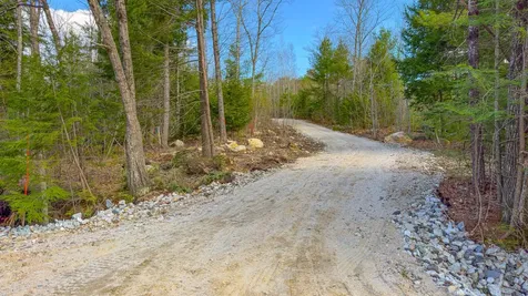 12 Village Heights Harrison ME 04040