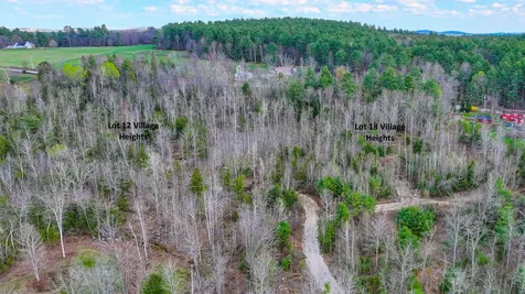 18 Village Heights Harrison ME 04040