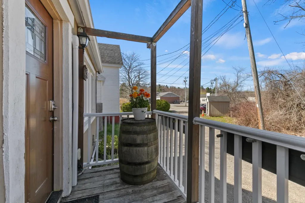 313R Warren Avenue Portland ME 04103