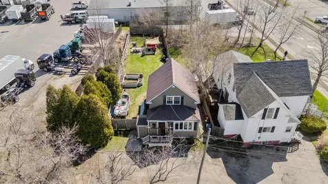 313R Warren Avenue Portland ME 04103